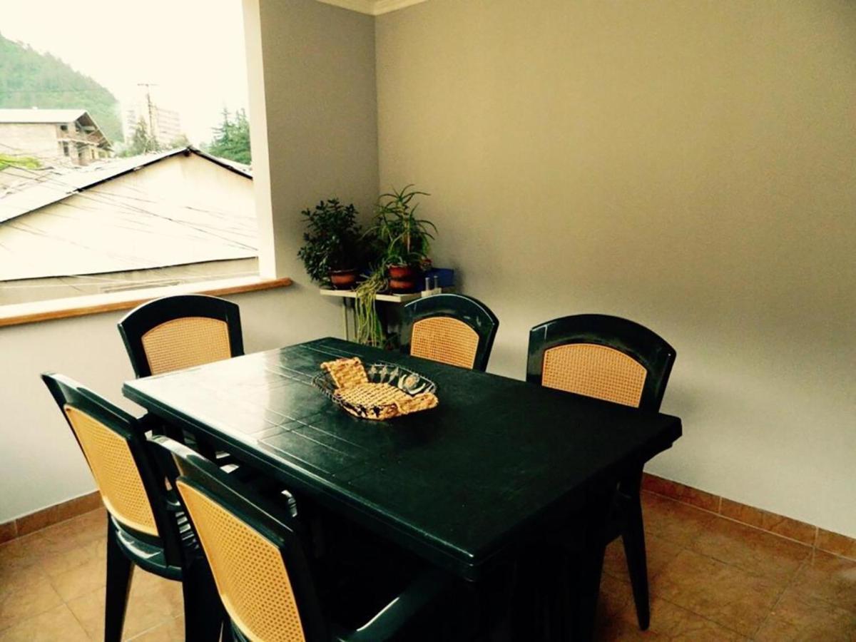 Erik'S Guest House Боржоми Екстериор снимка